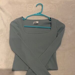 Green Long Sleeve Top